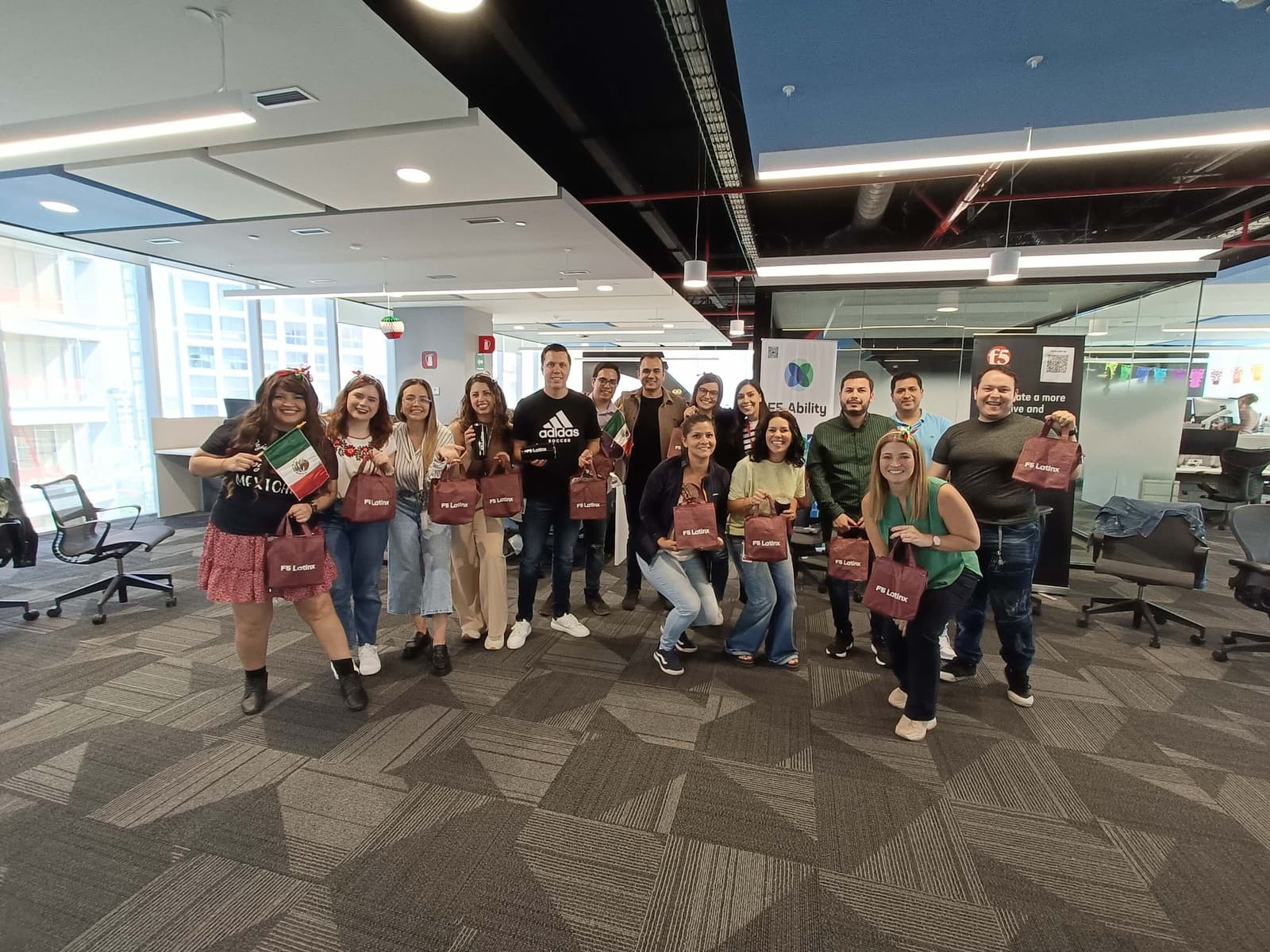 Members of F5’s Latinx EIG gather together in the Guadalajara office to commemorate Mexican Independence Day as part of the EIG’s month-long Hispanic Heritage Month celebrations. Members of F5’s Latinx EIG gather together in the Guadalajara office to commemorate Mexican Independence Day as part of the EIG’s month-long Hispanic Heritage Month celebrations.